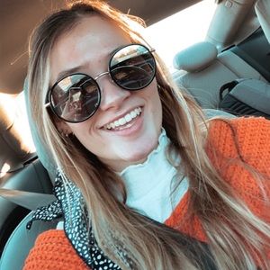 Meet your Posher, Katie